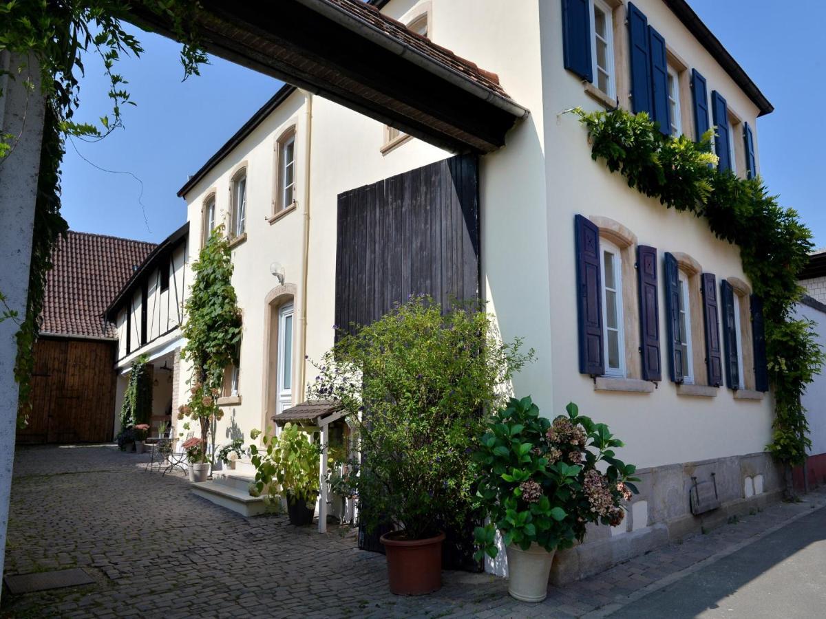 Gaestehaus & Weingut Gehrig Weisenheim am Sand Extérieur photo