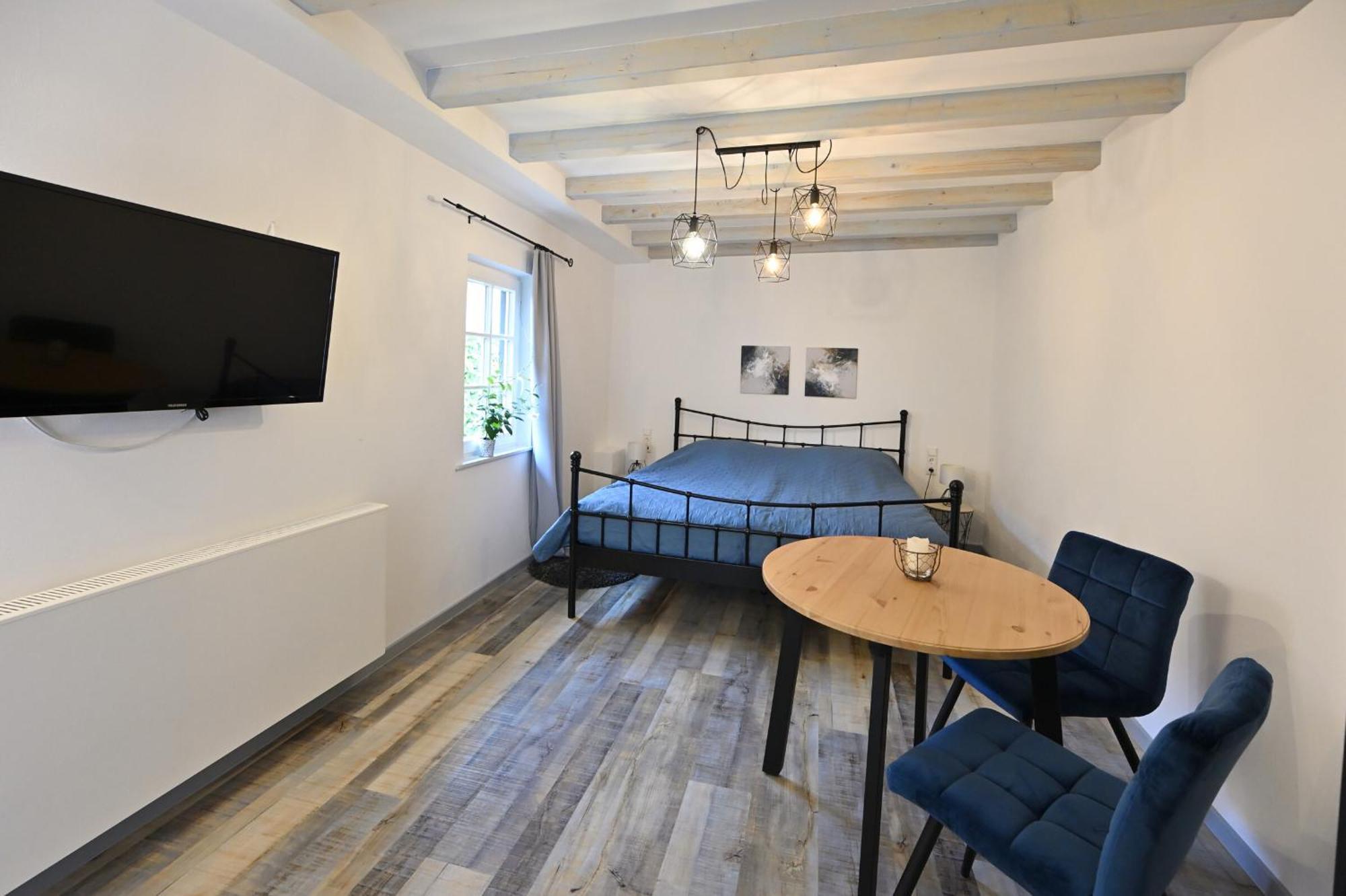 Gaestehaus & Weingut Gehrig Weisenheim am Sand Chambre photo
